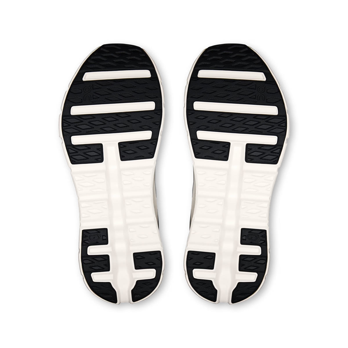 On Cloudtilt Remix in black and white, heel counter detail